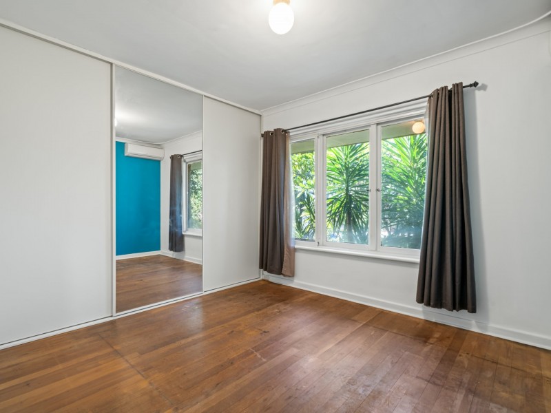 19 Chilton Street, Willagee WA 6156