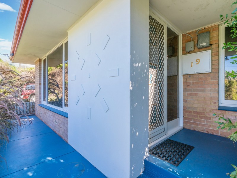 19 Chilton Street, Willagee WA 6156
