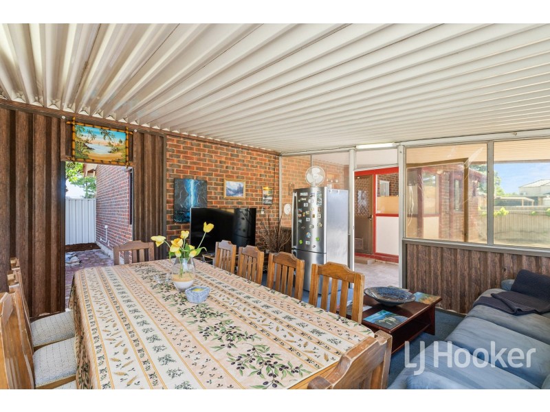 7 Kelly Street, Cloverdale WA 6105