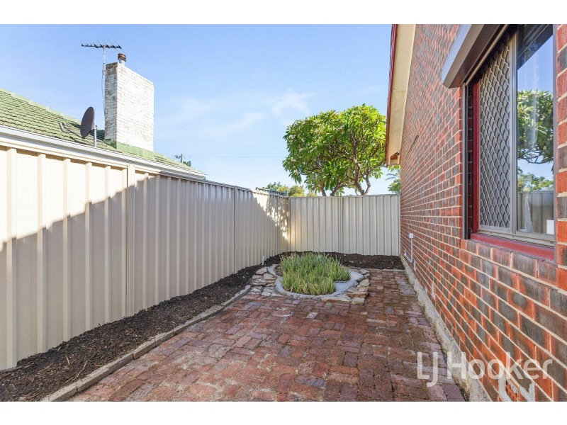 7 Kelly Street, Cloverdale WA 6105