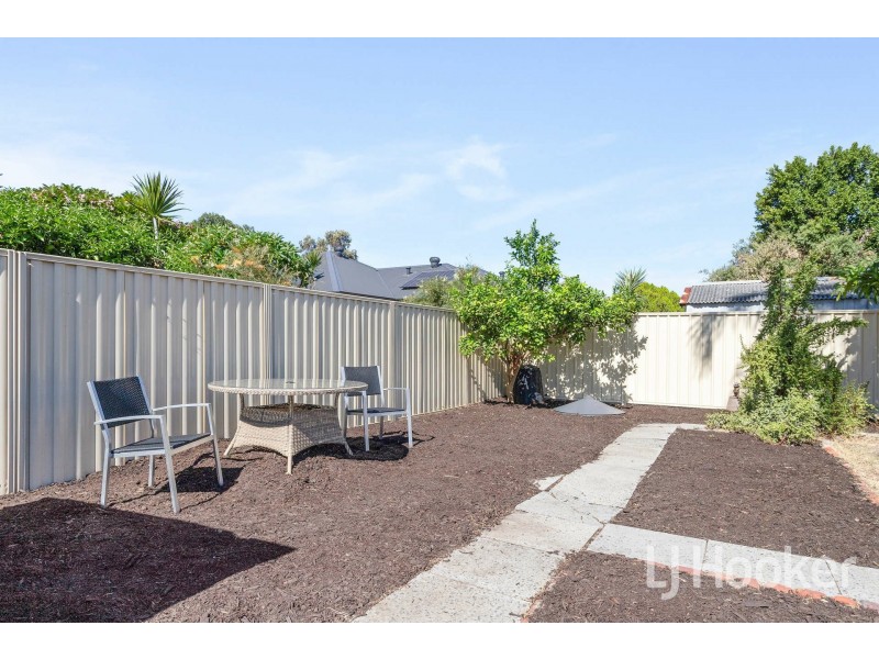 7 Kelly Street, Cloverdale WA 6105