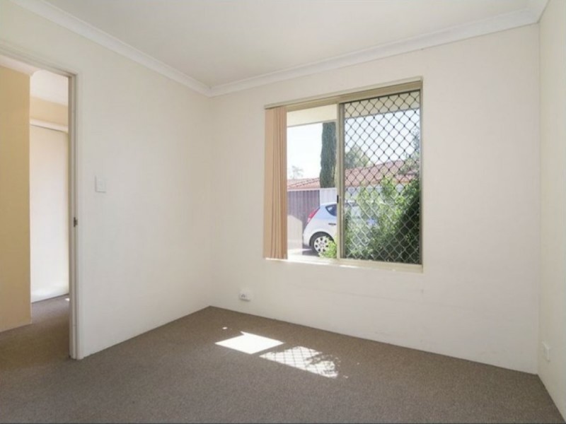 2/122 Raleigh Street, Carlisle WA 6101