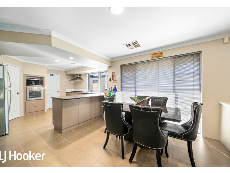 1 Salen Lane, Canning Vale WA 6155