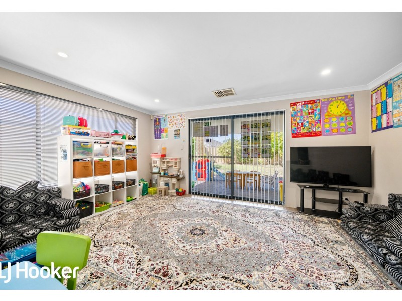 1 Salen Lane, Canning Vale WA 6155