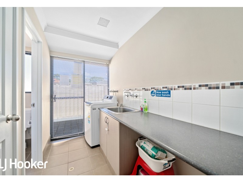 1 Salen Lane, Canning Vale WA 6155