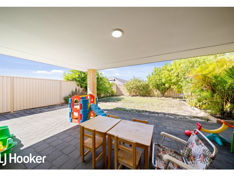 1 Salen Lane, Canning Vale WA 6155