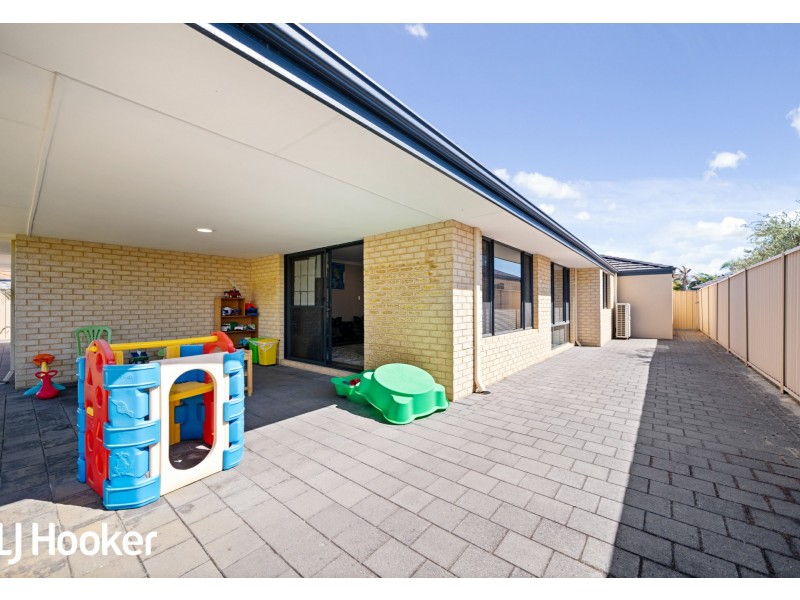 1 Salen Lane, Canning Vale WA 6155