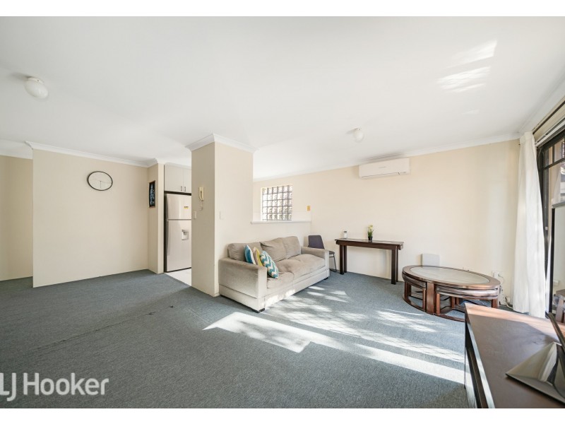8/6-8 Warwick Street, St James WA 6102