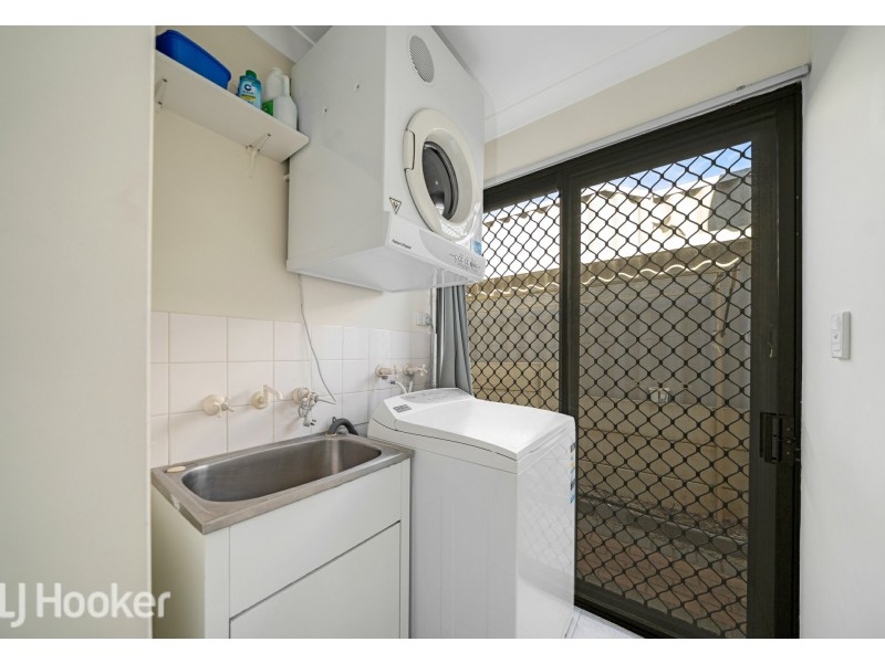 8/6-8 Warwick Street, St James WA 6102