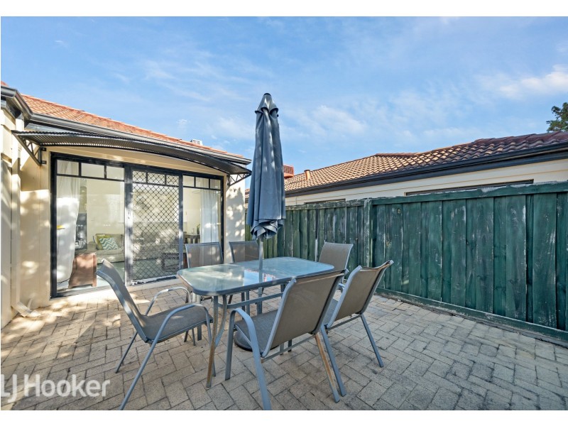 8/6-8 Warwick Street, St James WA 6102