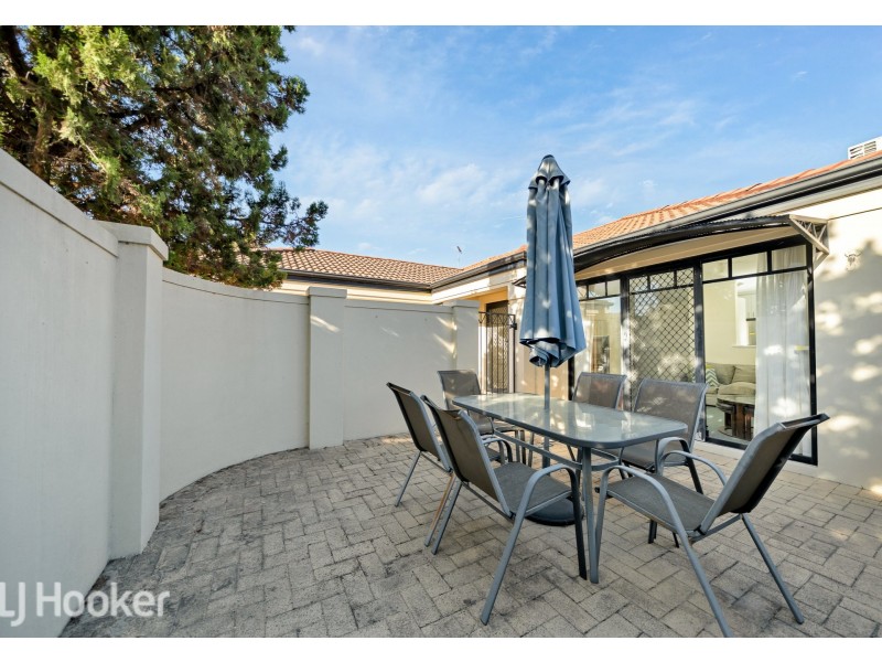 8/6-8 Warwick Street, St James WA 6102