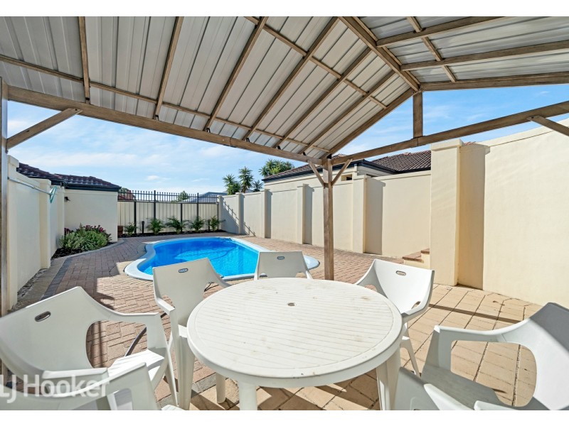 8/6-8 Warwick Street, St James WA 6102