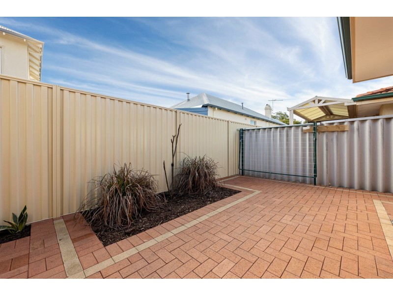 42 Second Avenue, Victoria Park WA 6100