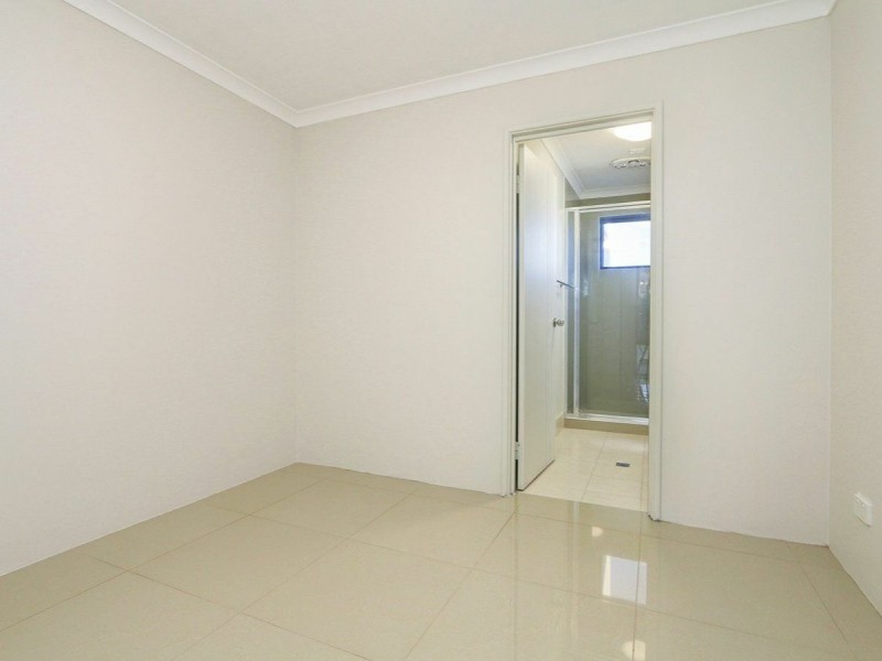 46 Jubilee Avenue, Success WA 6164