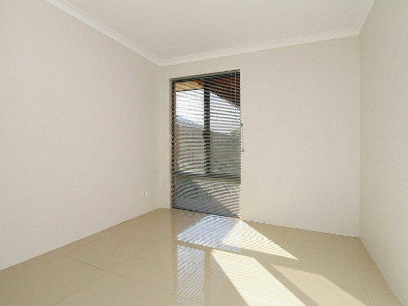 46 Jubilee Avenue, Success WA 6164