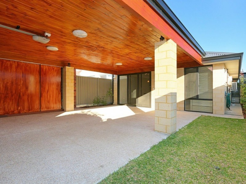 46 Jubilee Avenue, Success WA 6164