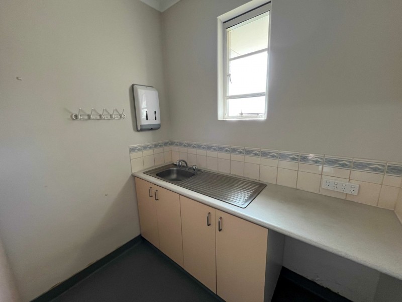 4A Temple Street, Victoria Park WA 6100