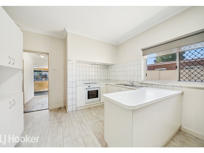 203 Scott Street, Cloverdale WA 6105