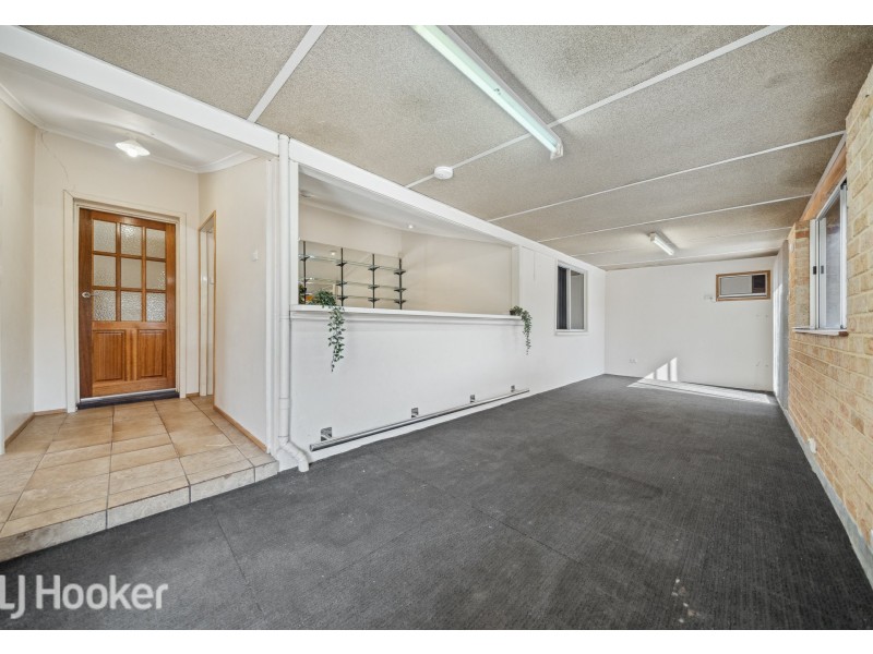 203 Scott Street, Cloverdale WA 6105