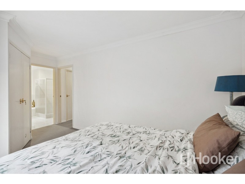 2 Stannard Street, St James WA 6102