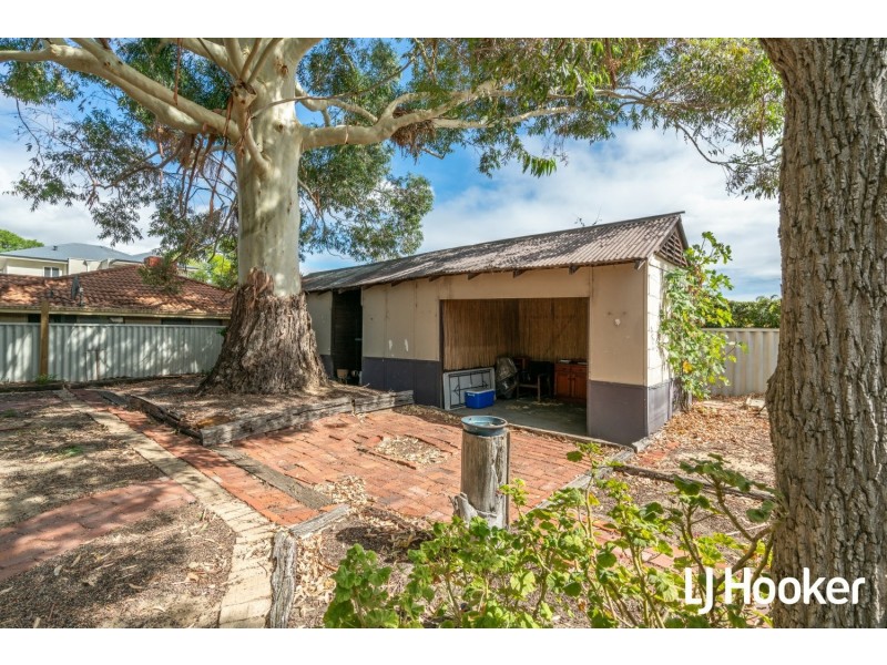 18 Lapage Street, Belmont WA 6104