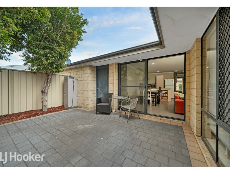 1/5 Redcliffe Street, East Cannington WA 6107