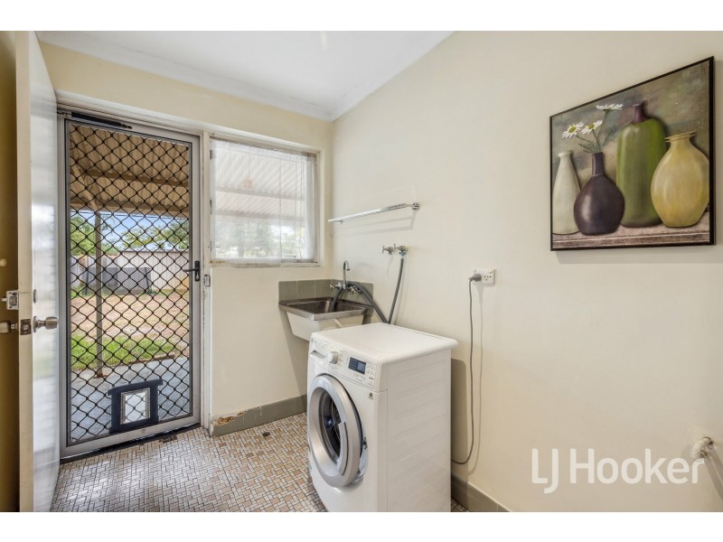 366 Robinson Avenue, Cloverdale WA 6105