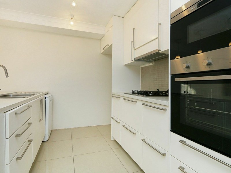 46 Jubilee Avenue, Success WA 6164