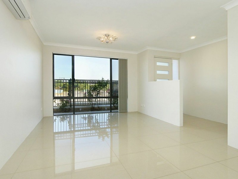 46 Jubilee Avenue, Success WA 6164