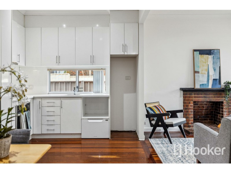 317 Fisher Street, Cloverdale WA 6105