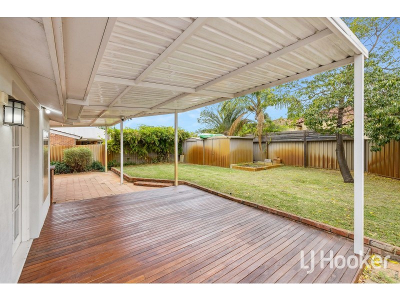 317 Fisher Street, Cloverdale WA 6105