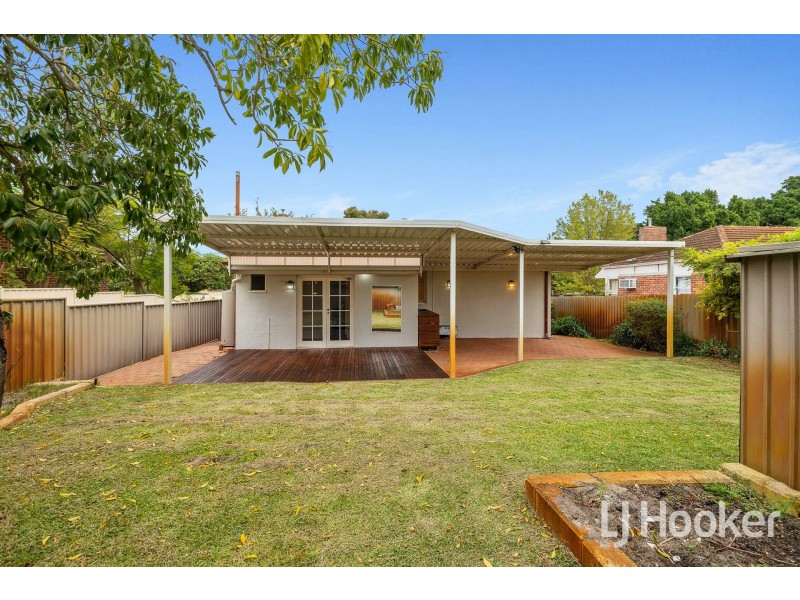 317 Fisher Street, Cloverdale WA 6105