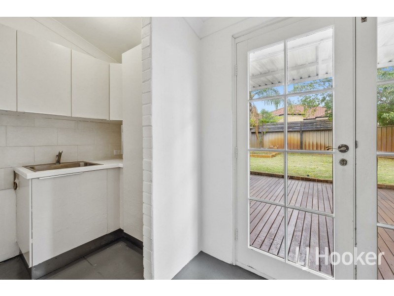 317 Fisher Street, Cloverdale WA 6105