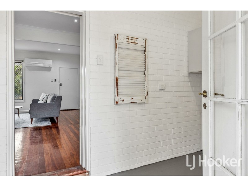 317 Fisher Street, Cloverdale WA 6105