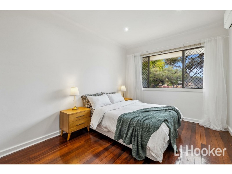 317 Fisher Street, Cloverdale WA 6105