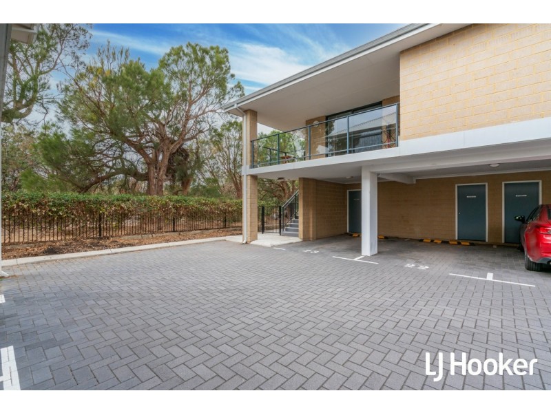 23/10 Whitlock Road, Queens Park WA 6107