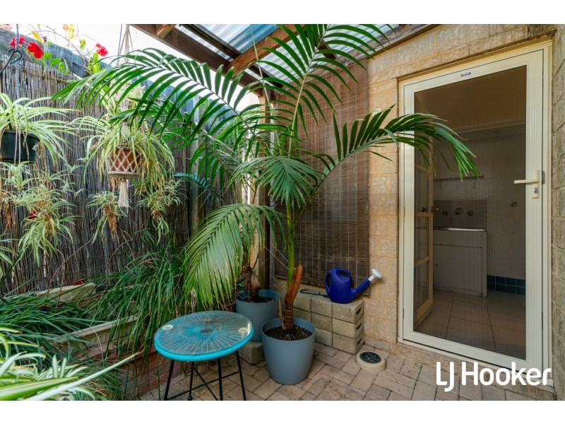 69 Sunbury Road, Victoria Park WA 6100