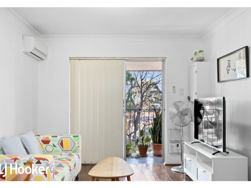 17/1045 Albany Highway, St James WA 6102