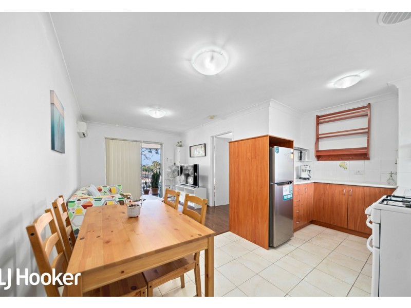 17/1045 Albany Highway, St James WA 6102
