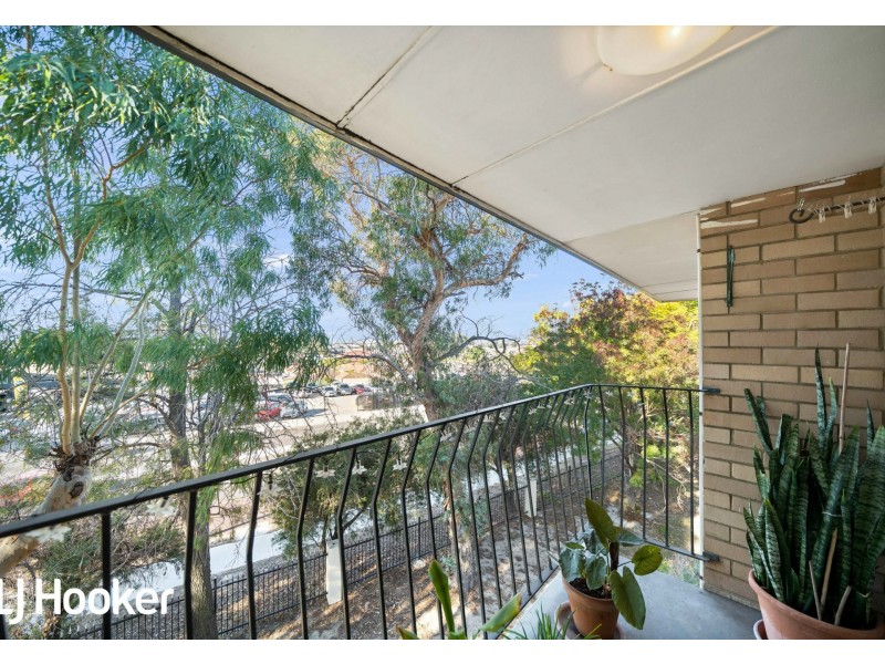 17/1045 Albany Highway, St James WA 6102