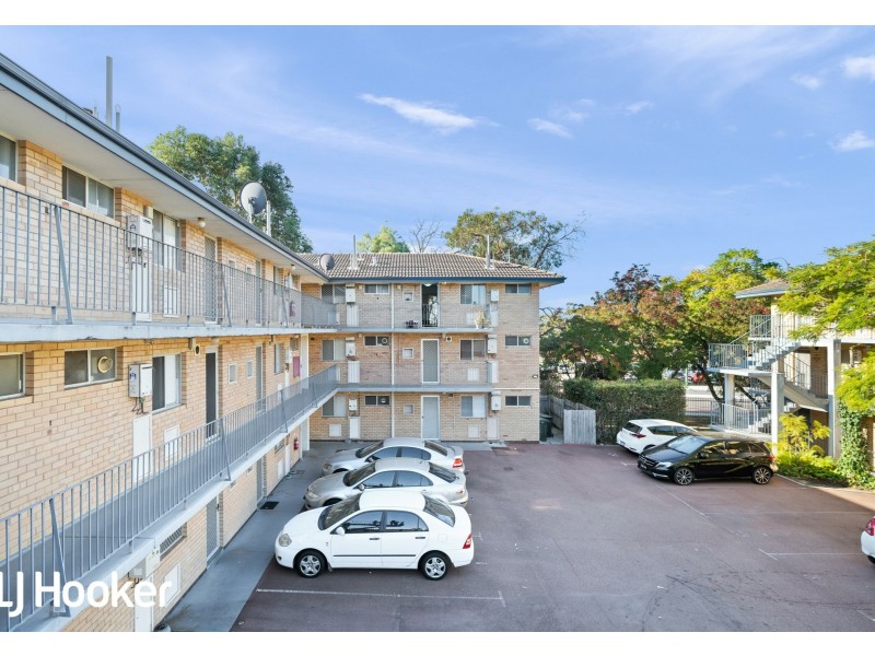17/1045 Albany Highway, St James WA 6102