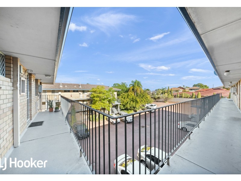17/1045 Albany Highway, St James WA 6102