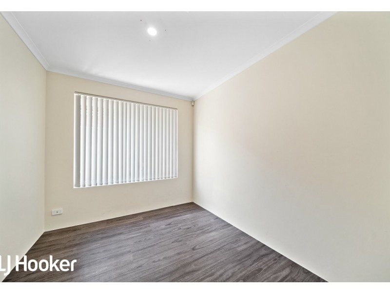 10 Wannell Street, Queens Park WA 6107