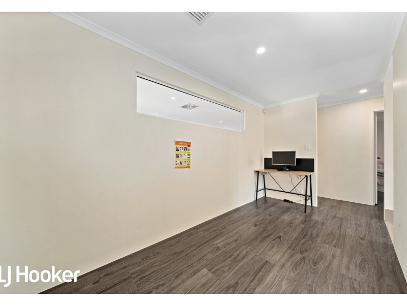 10 Wannell Street, Queens Park WA 6107