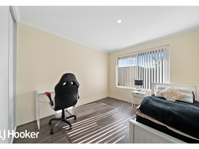 10 Wannell Street, Queens Park WA 6107