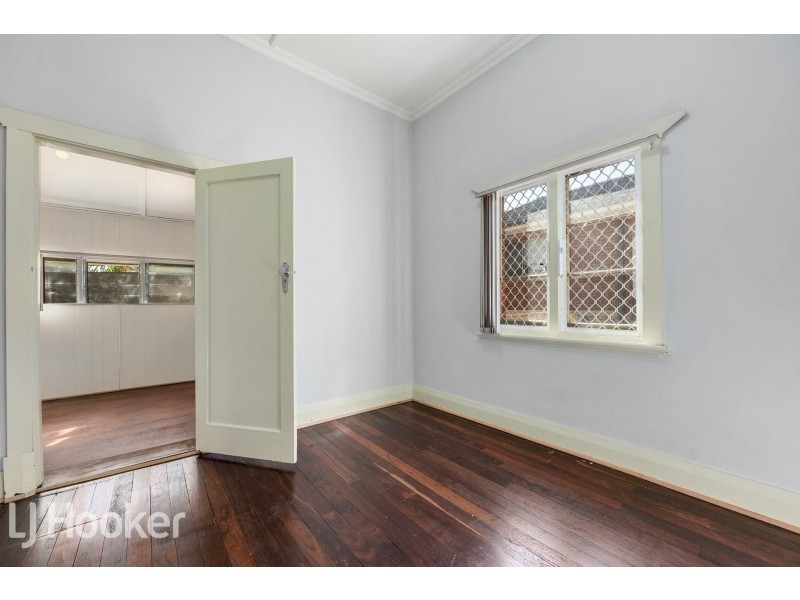 11 McMaster Street, Victoria Park WA 6100