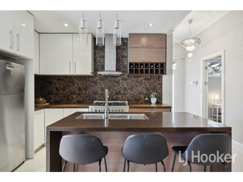 12 Emily Street, St James WA 6102