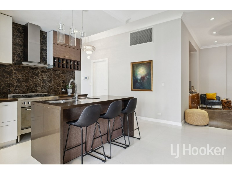 12 Emily Street, St James WA 6102