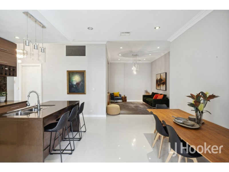 12 Emily Street, St James WA 6102