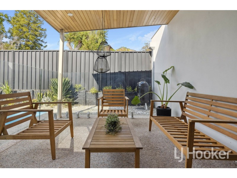 12 Emily Street, St James WA 6102